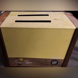 Vintage Teeny Popper toaster oven